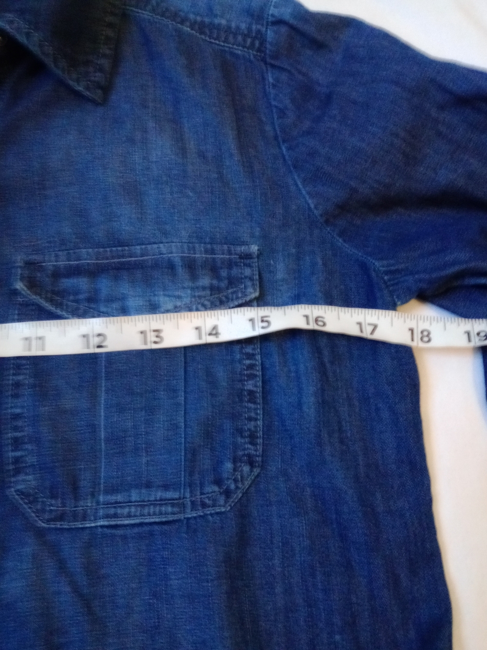 White House Black Market Denim Shirt Dress Size 4 Lightweight Chambray Henley - Picture 6 of 9